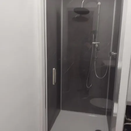 - Centre - Pied A Terre Appartement